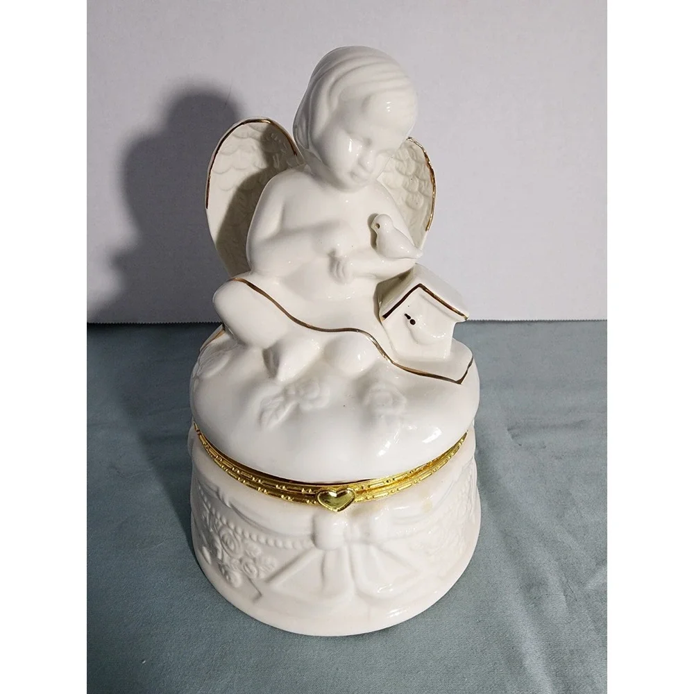 Angel Cherub Bird Figurine‎ Trinket / Jewelry Box With Gold Trim